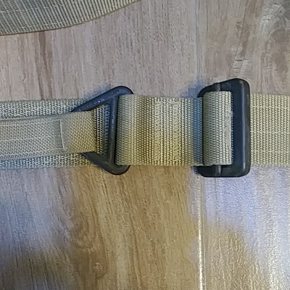 Spec Ops riggers belt with extraction bracket - Picture 2 of 3